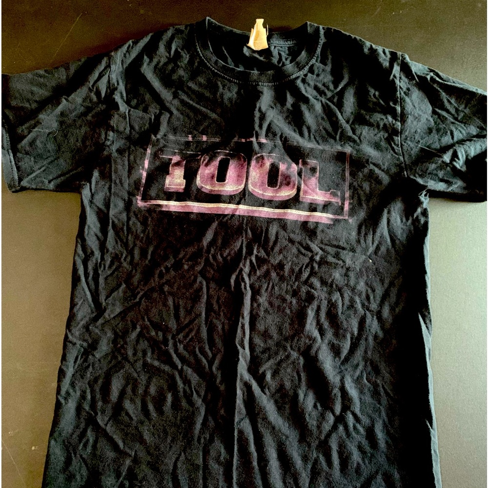 Tool band logo graphic tee sz S